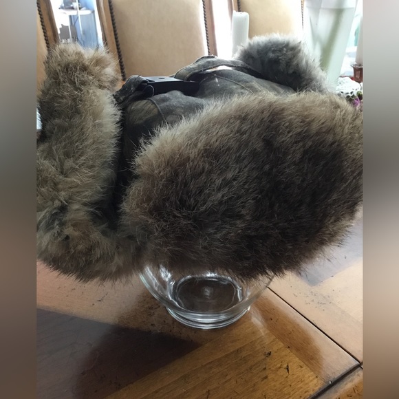 Youth fur hat - Picture 5 of 6